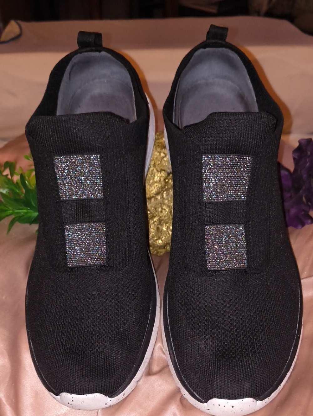 BIZA SOLSTICE Women's Black Slip-On Athletic Sneakers with Shimmer Accents